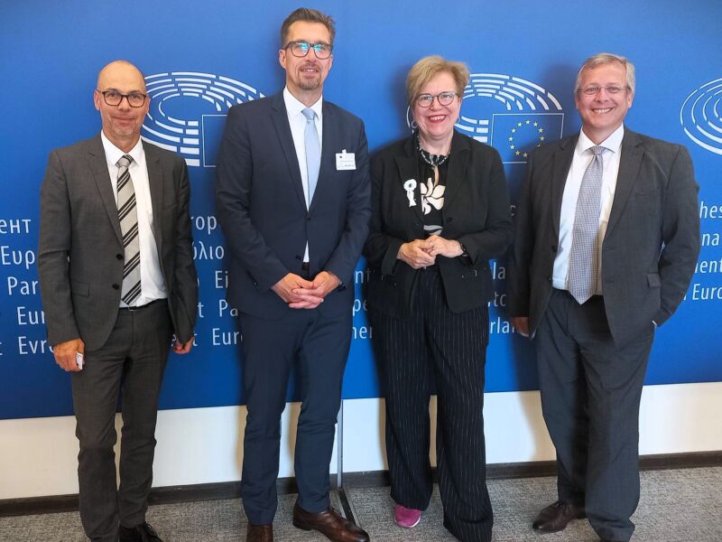 Image for the Tweet beginning: Great talk with @gabischoff on