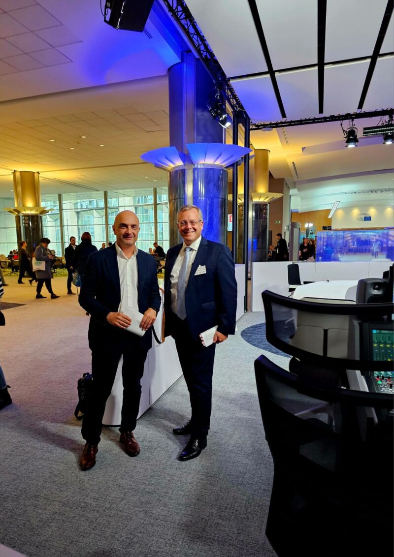 Image for the Tweet beginning: Housing crisis, energy efficiency &amp;